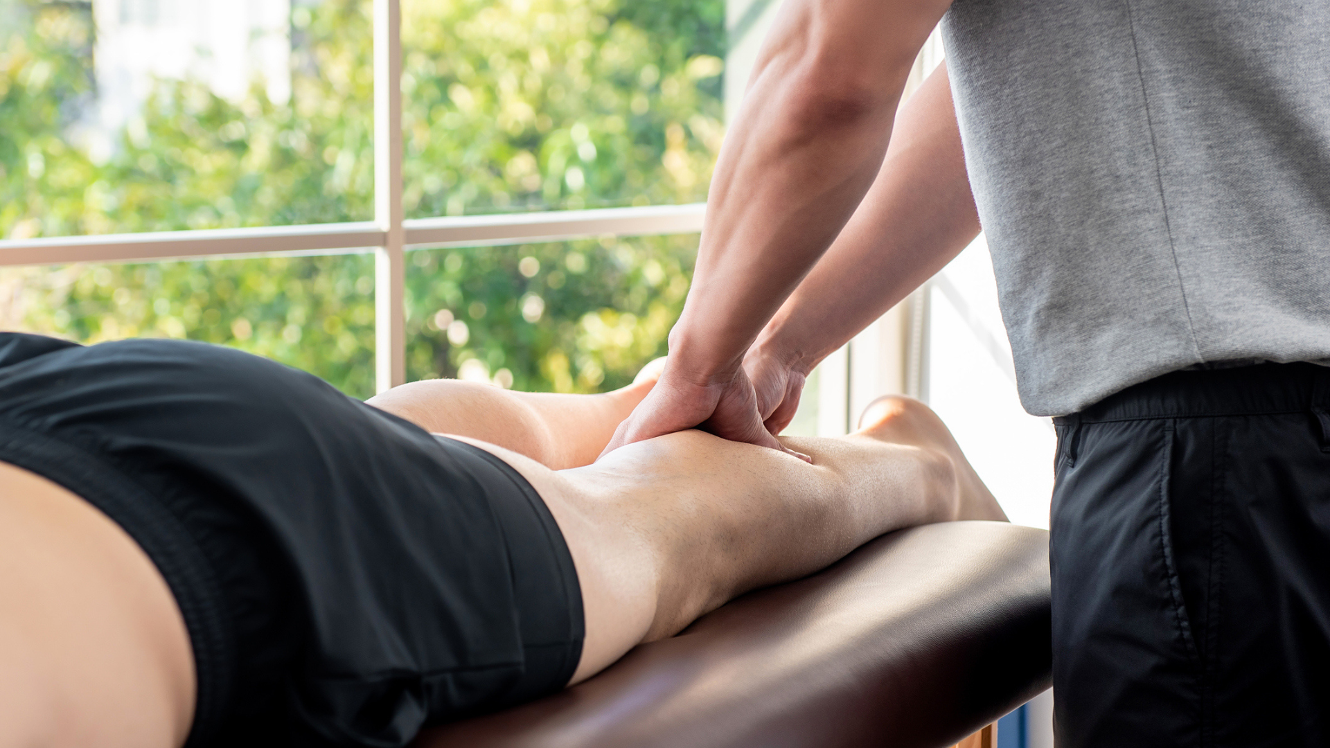 Sports massage for the calves - applying the techniques and best practices