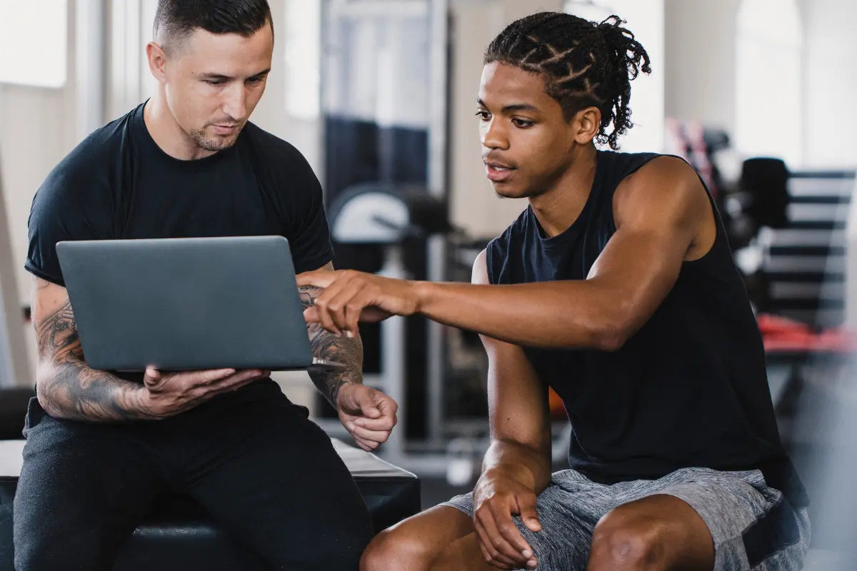 A Fitness Training Specialist's Guide on Freelance Personal Training: Pros, Cons & How to Succeed