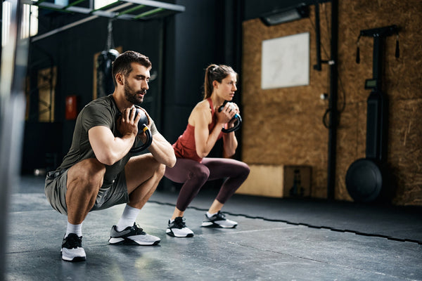 Tricks for Avoiding Knee Pain When Squatting: Advice from Personal Trainers