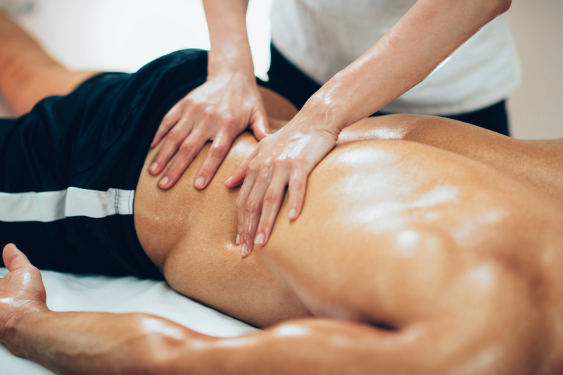 Level 3 Diploma in Sports Massage Therapy with 4-day Immersive Residential Experience